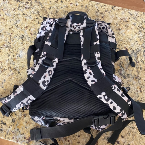 Leopard Print Backpack - Picture 2 of 4